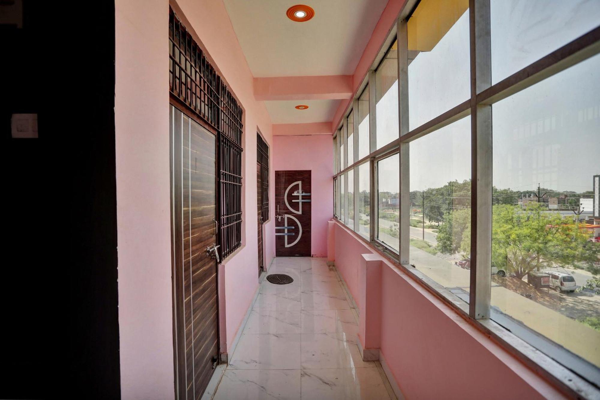 Hotel O Amantran 坎普尔 外观 照片